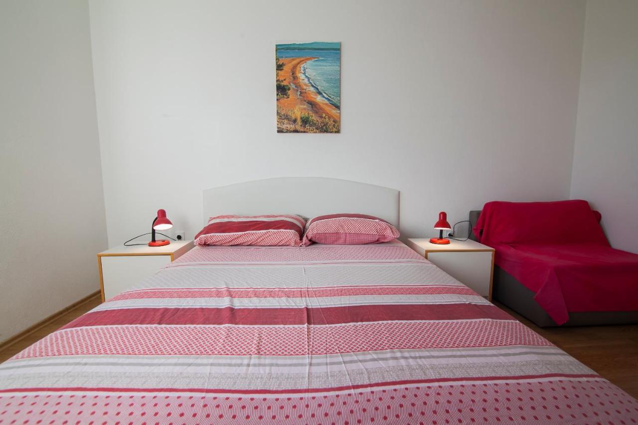 Apartments Radic Бол Экстерьер фото